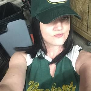 Meet your Posher, Angie